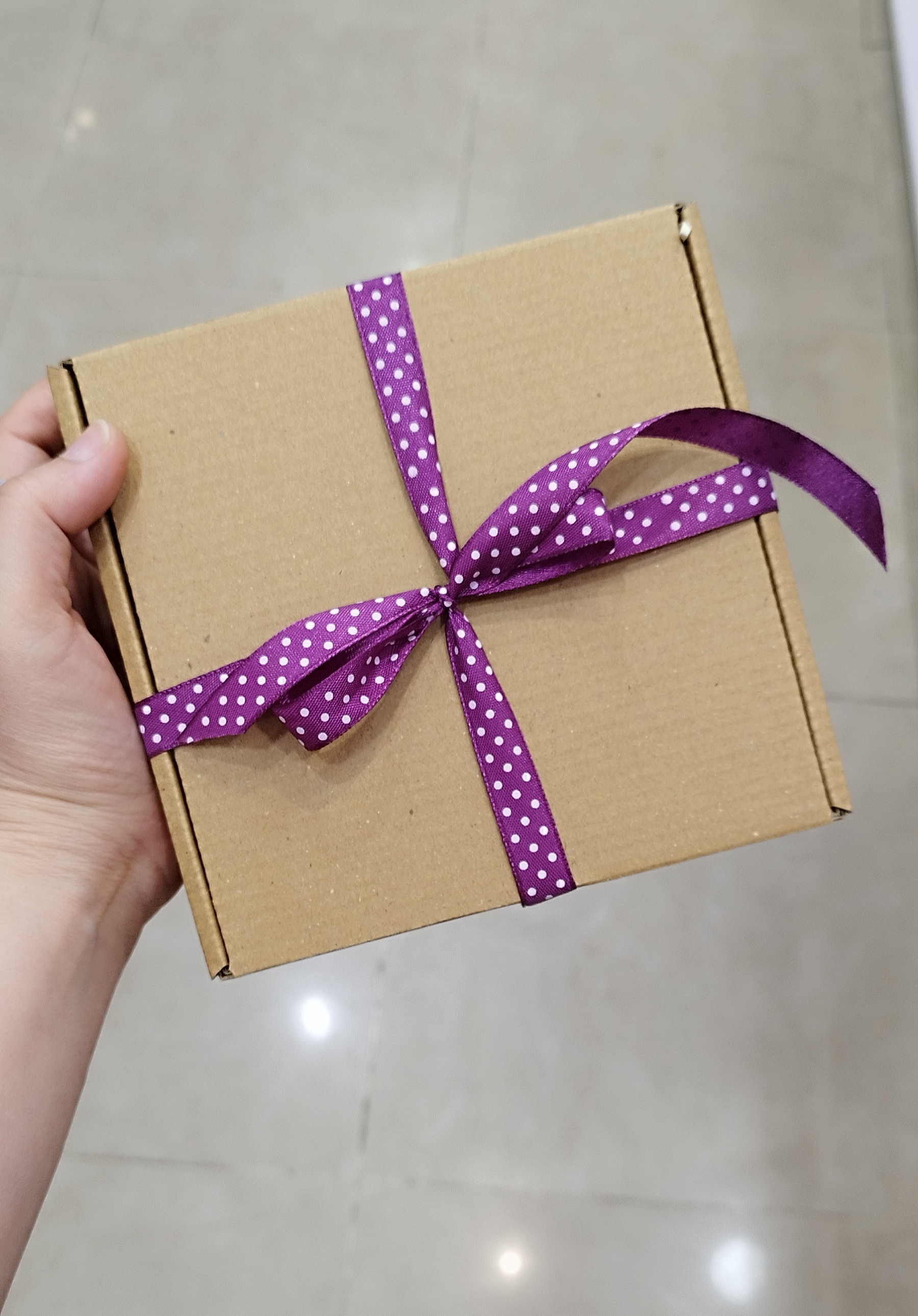 بلایند باکس دخترانه
